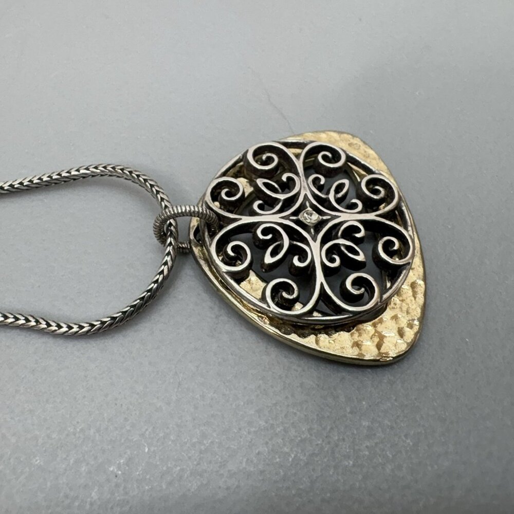 Brighton Highland Park Silver Gold Tone Hammered Medallion 18" Pendant Necklace - Picture 3 of 8